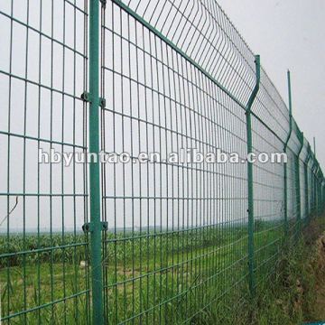 pvc coated double wire mesh fence