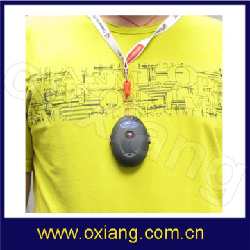 Small Necklace GPS Tracker with Sos and Geo-Fence for Children/Aged/ Psycho/Prisoner