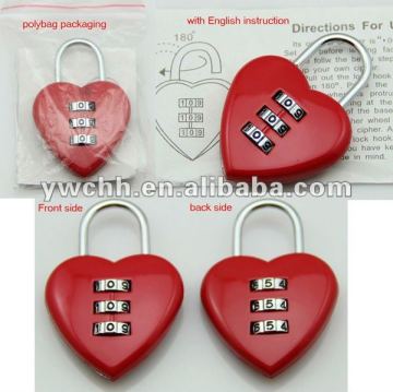 Mini heart shaped padlock