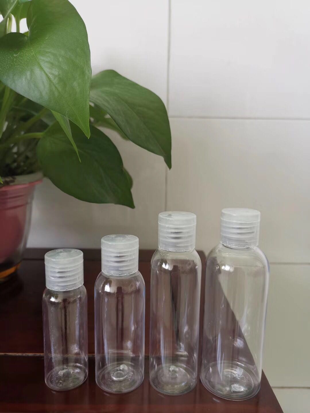  Disposable Hand Lotion Bottles