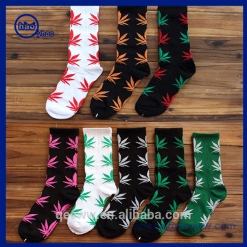 Yhao mens or womens marijuana weed leaf printed crew socks