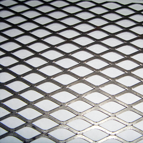 Expanded metal mesh panel