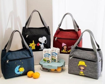 Fashionable soft fabric insulated lunch bag
