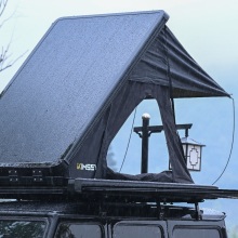 High-Class Quality Waterproof Hard Shell Aluminum Roof Top Tent for 4WD Camping