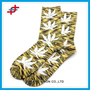 Unisex Polyester White Maple Leaf Weed Bulk Socks