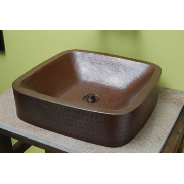 Escultura de cobre Tub