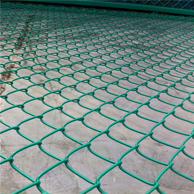 YQ Galvanized PVC Coated Diamond Mesh Wire Chain Link Fence