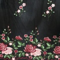 Colorido bordado de inflorescencia en tela de malla de nylon
