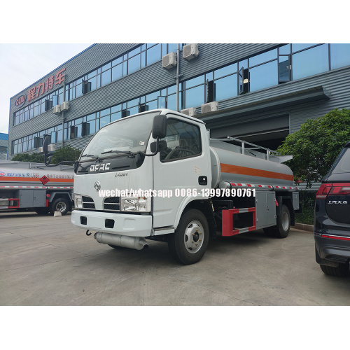 Dongfeng 5000 litros Oil Tanker / Oil Bowser / Oil Transport Truck