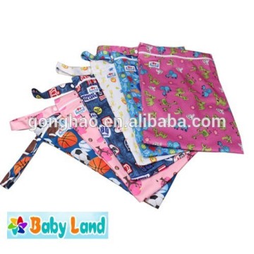 2014 new prints babyland waterproof PUL wet bags , zipper closure with handle wet bags