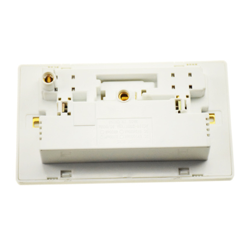 Dual UK USB Wall Socket mit Surgeschutz