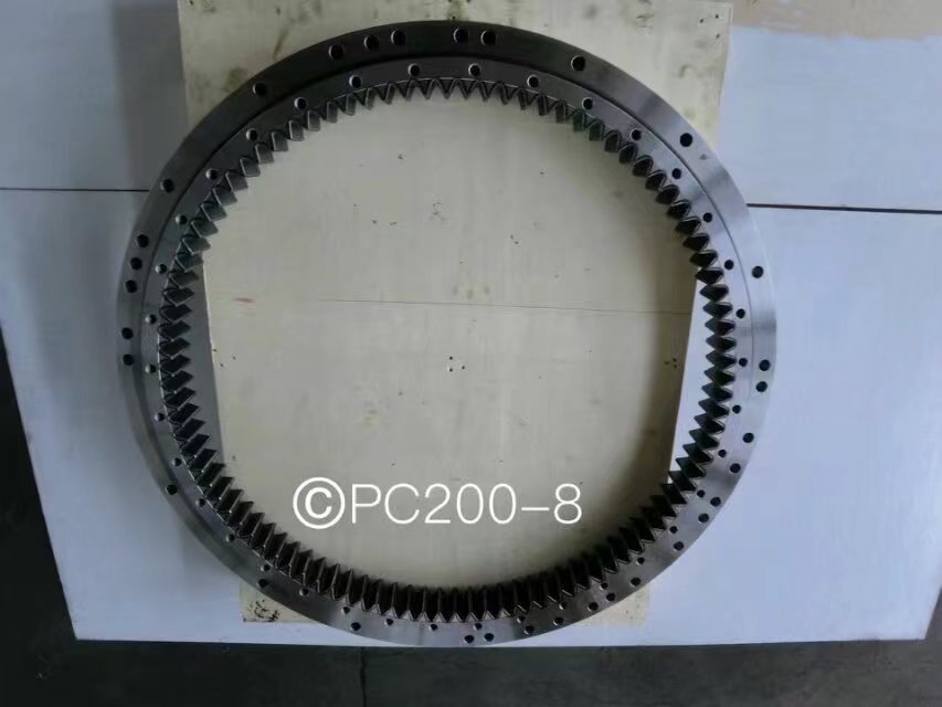 قطع غيار الحفريات PC200-8M0 Swing Circle 206-25-00500