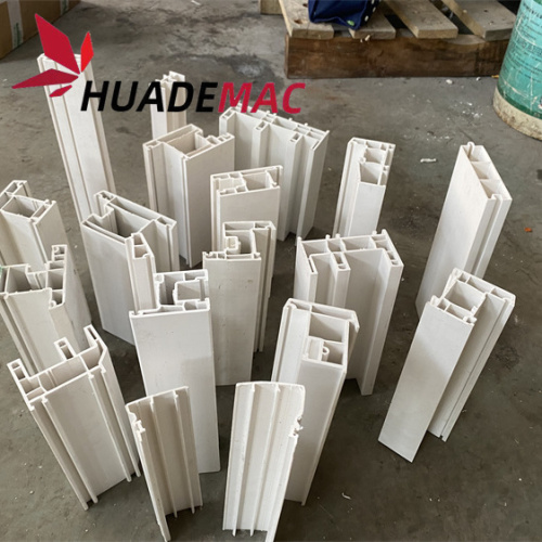 เครื่องจักรพลาสติกโปรไฟล์ PVC การทำเครื่องอัดรีด