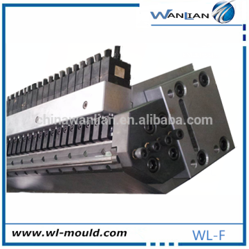 EMA hot melt adhesive die