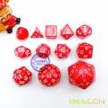 Dés dés de jeu 50 dés de Bescon polyédrique, D50 meurent, dés de D50, dés de 50 côtés, cube dégrossi de 50 de couleur rouge