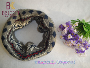 Polyester Knitted Neck Warmers For Winter , Crochet Neck Warmer