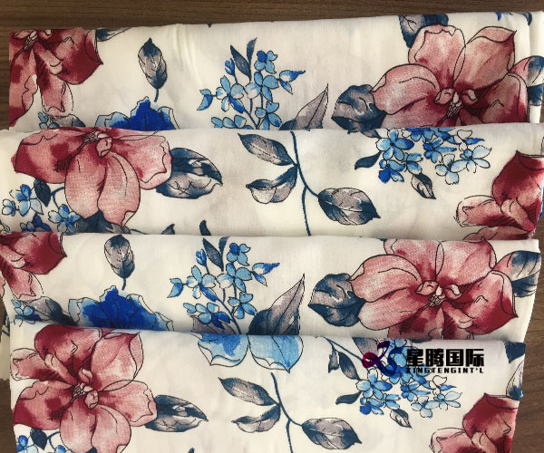 Flower Print Rayon Fabric For Garment Making
