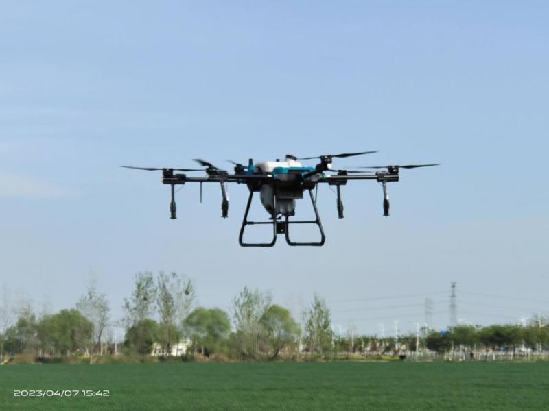 4-Axis with Agricultural Drone 40 Liters
