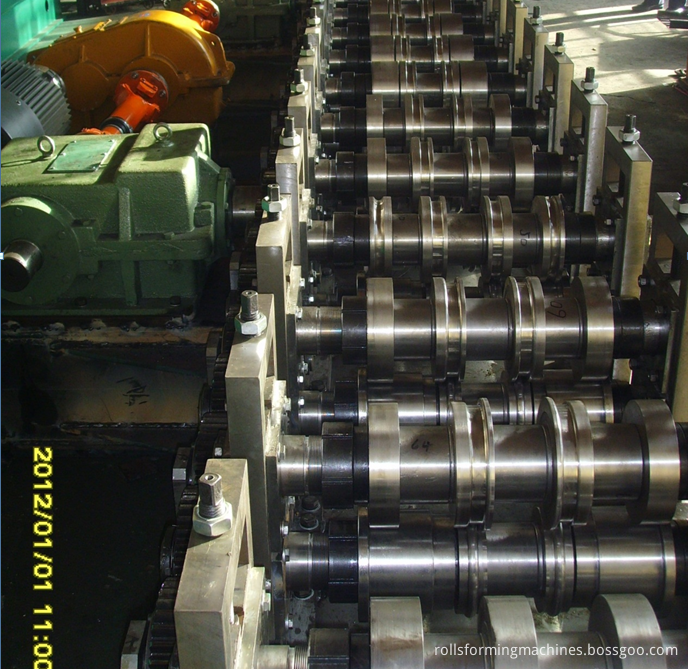 main roll forming machine