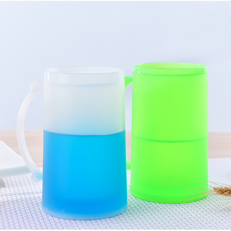 Factory Hot Selling Double Wall Freezer Mugs Durable Plastic BPA Free Ice Gel Cups 16oz Beer Glass Frosty Mugs with Gel