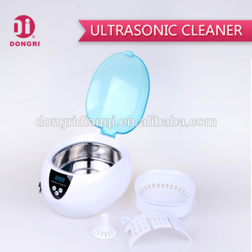 Professional ultrasonic cleaner with jewellery