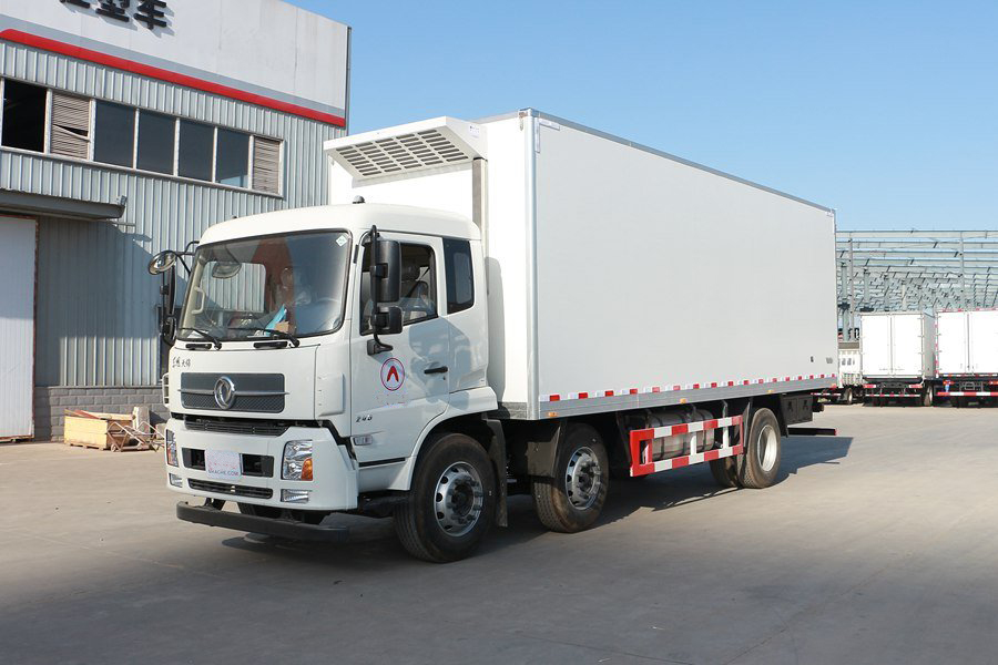 dongfeng refrigerator van truck