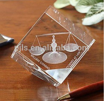 china clear 3d laser engraved crystal cube clear glass cube wholesale