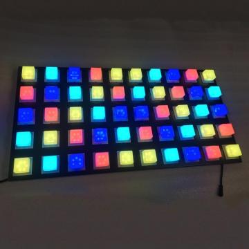 Éclairage à matrice de points LED colorée adressable