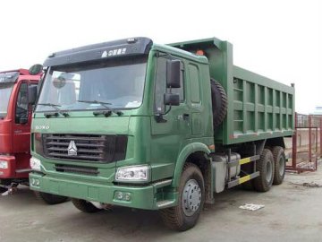 CNHTC tipper truck