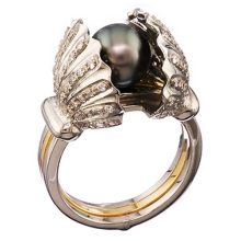 Classic Silver Pearl Ring