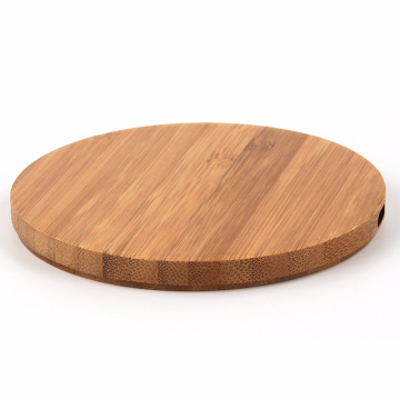 Kabelloses Ladegerät Qi Charging Pad aus Holz