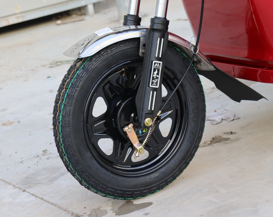 Manned Electric Tricycle