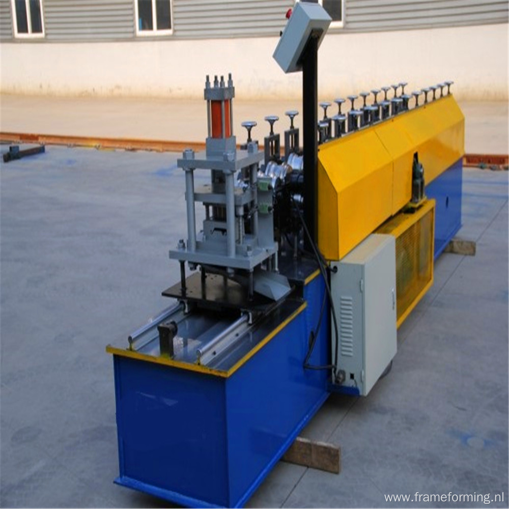 Aluminium rolling shutter door panel making machine