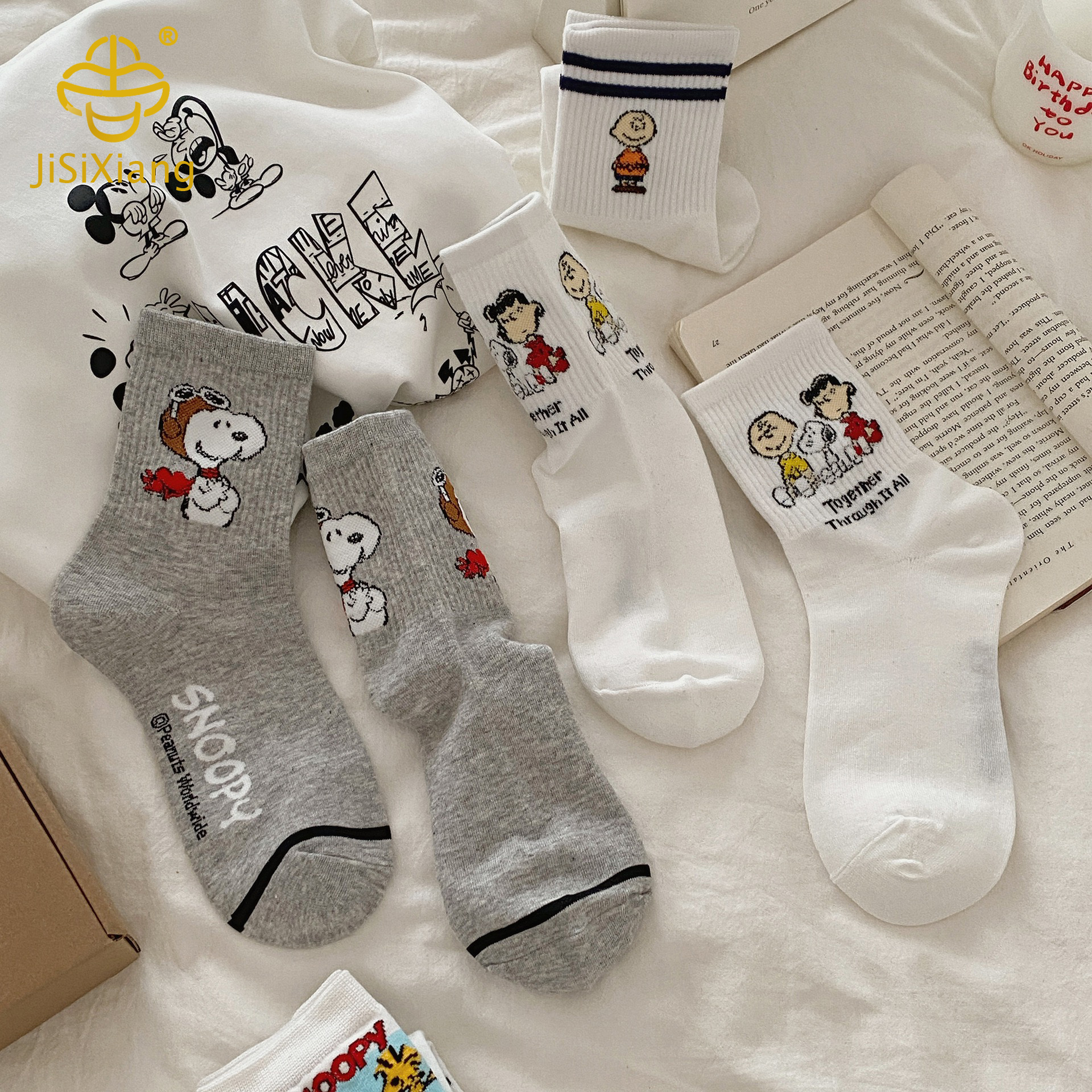 인터넷 유명한 중간 길이 양말 Internet famous mid length socks