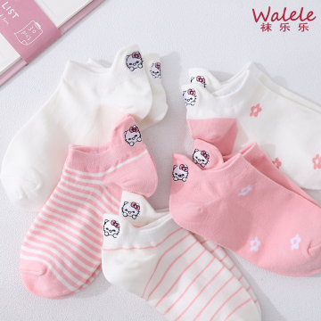 Adorable Cat Embroidered Boat Socks