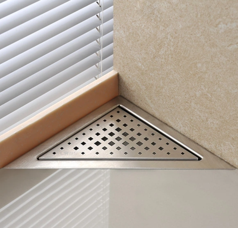 Triangular floor drain for shower room