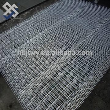 China factory supply PVC wire fence on road