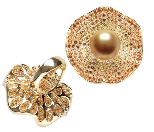 Anello oro anello di disegni dei funghi