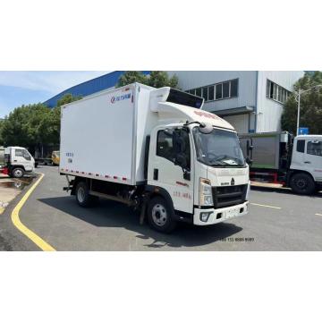 Camion de boîte de congélation Howo 4 * 2