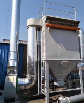 Industrial-grade dust collection device