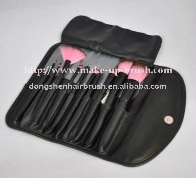 makeup brush set with black PU pouch