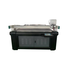 Large Size Synthetic Fibre Artificial Grass Turf Cutting Machine at Competitive Price