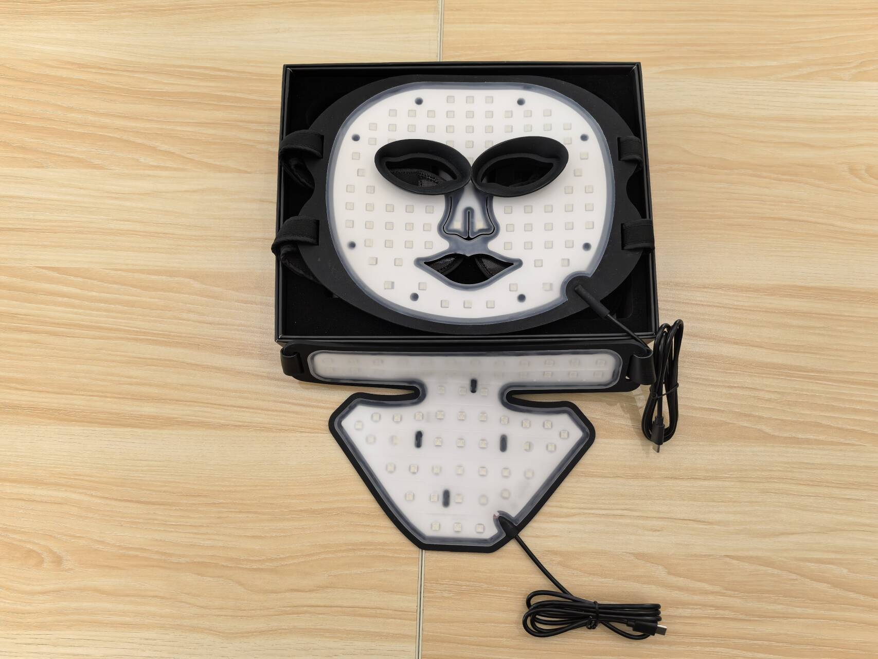 Red LED Light Therapy Facial Mask and Green Light Blue Color Purple LED Infrared Neck Pad for Cosmetic Application