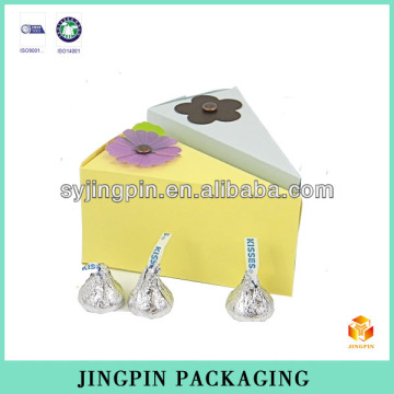 customized foldable triangular paper box with matte