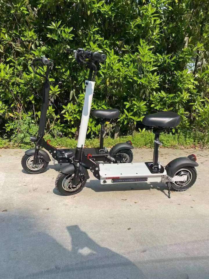  a light weight Scooter