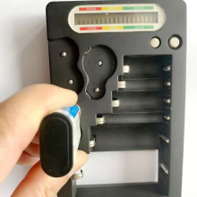 1.5V/3V/6V/9V Battery Tester
