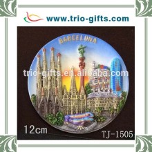 Polyresin plate wall plaque Barcelona church and big lizard