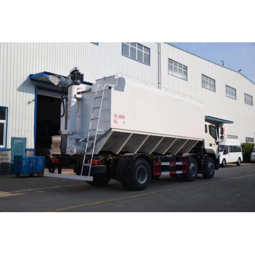 Foton 6x2 Bulk Feed Truck