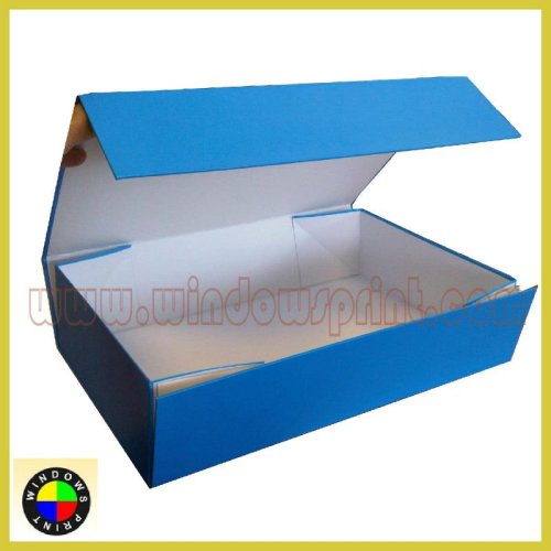 Foldable cardboard packaging