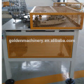 Automatic curling machine for metal lids making